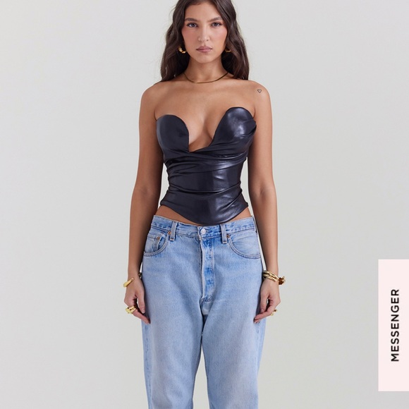 House of Cb BLACK PLUNGE VEGAN LEATHER CORSET - Picture 3 of 3